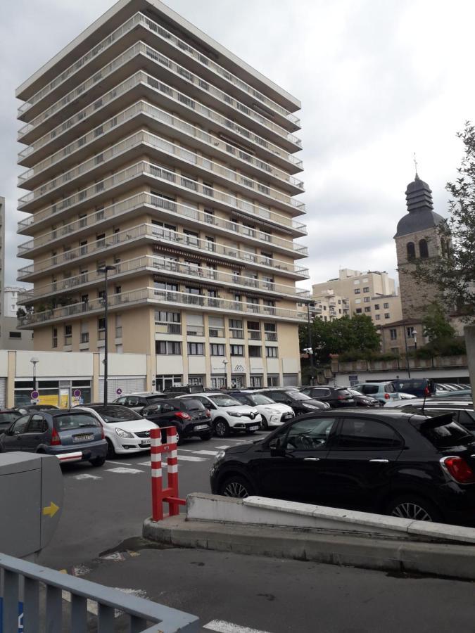 Appartement Hyper Centre Avec Garage Сент-Этьен Экстерьер фото